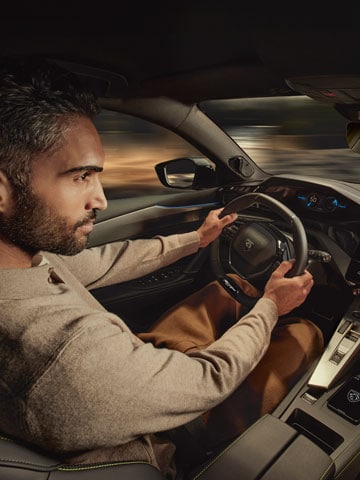 Nuevo PEUGEOT E-408 asientos