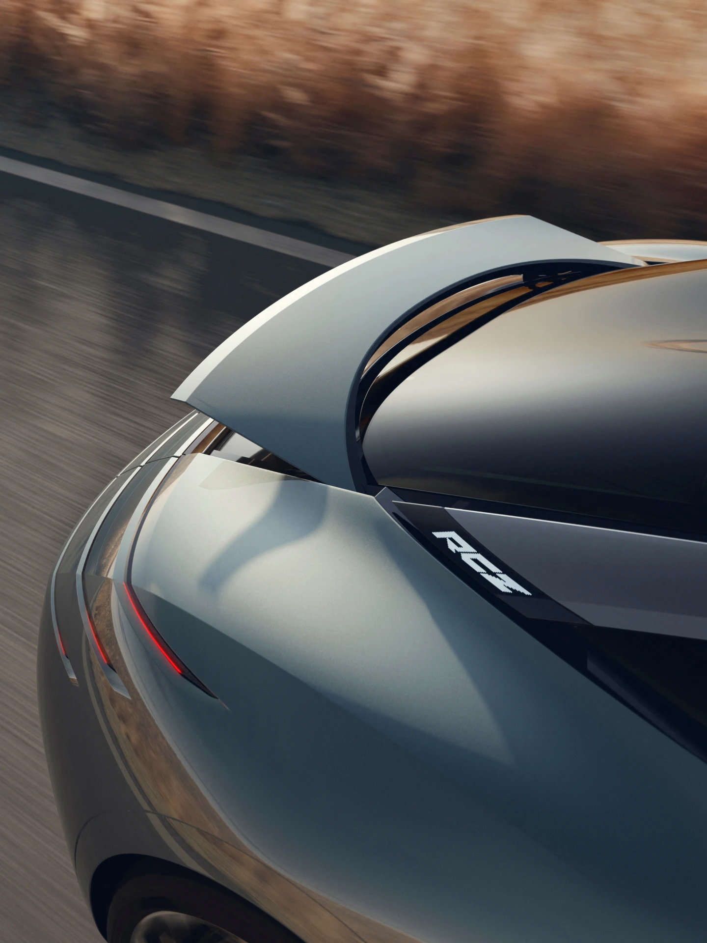 PEUGEOT RCZ Vision con el alerón trasero activo desplegado