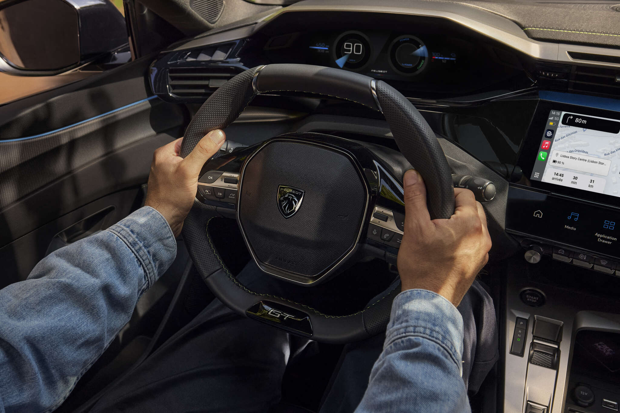 PEUGEOT fleet driver behaviour monitoring