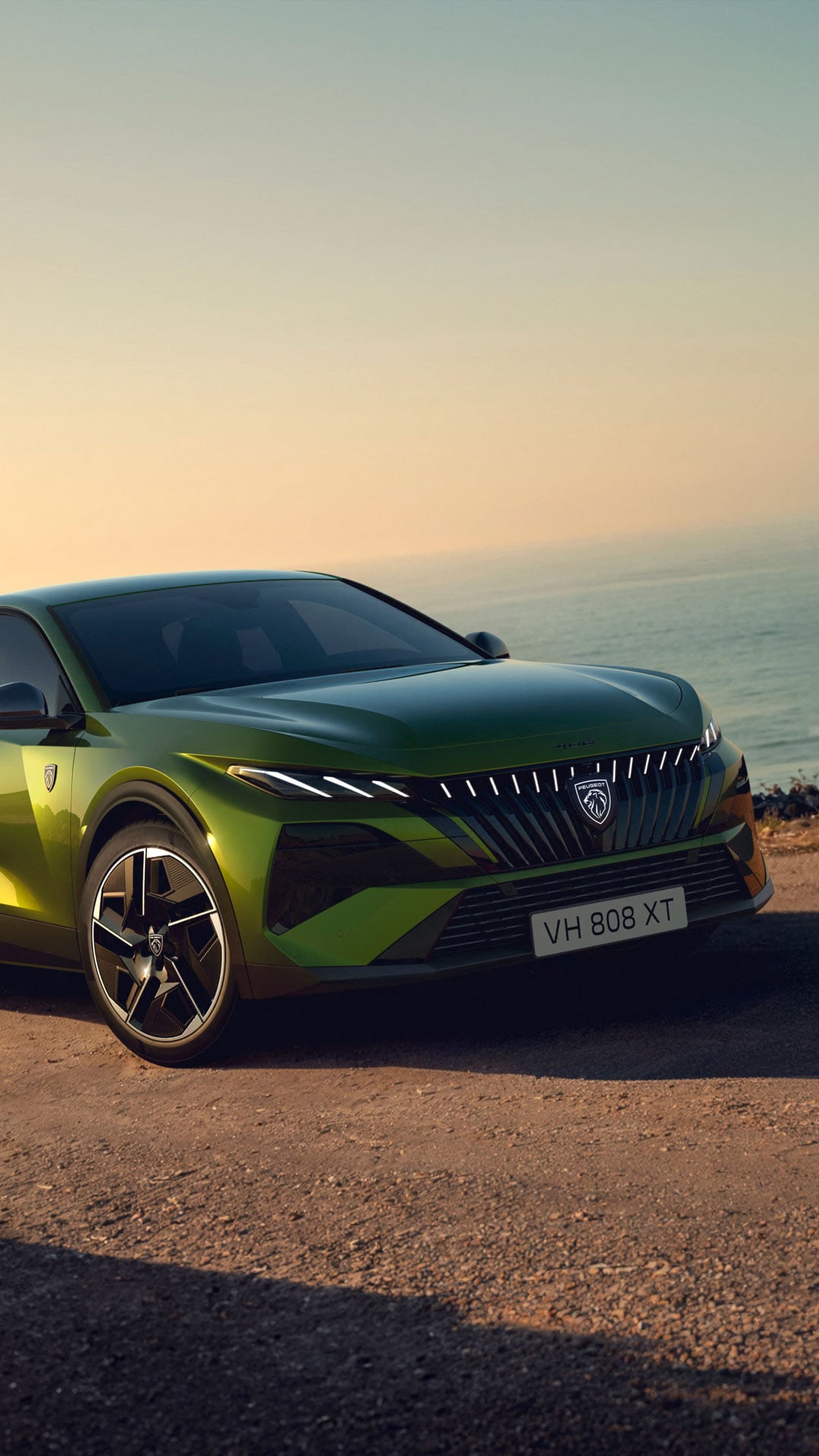 Exterior del Nuevo PEUGEOT E-408