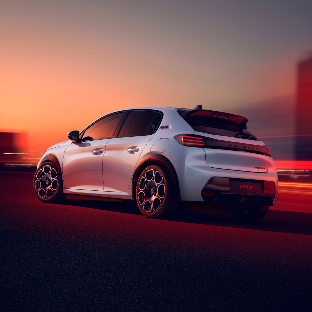 New PEUGEOT E‑208 GTi rear view