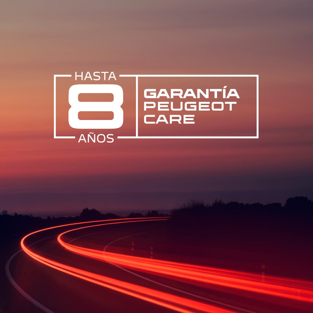 Nuevo PEUGEOT E‑208 GTi en carretera