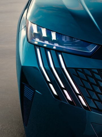 PEUGEOT E-3008 Proyectores Matrix LED