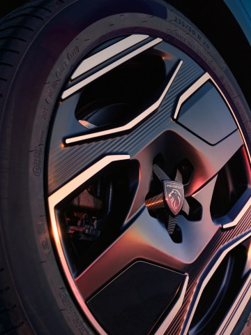 Llantas de aleación cortadas PEUGEOT E-3008