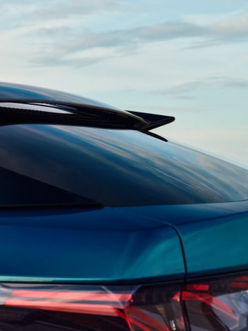 PEUGEOT E-3008 Azul Obsession spoiler flotante