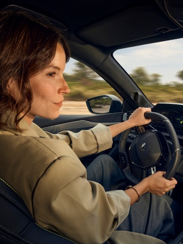 Nuevo PEUGEOT E-308 SW, PEUGEOT i-Cockpit®