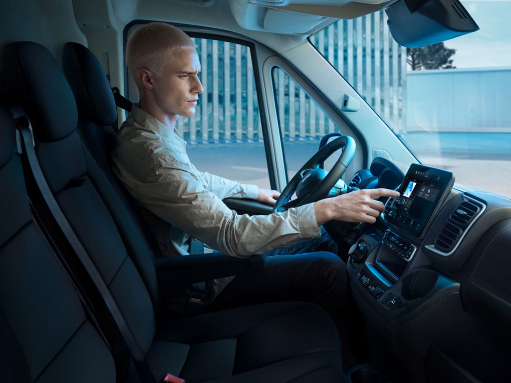 Servicios conectados del Peugeot E-Boxer