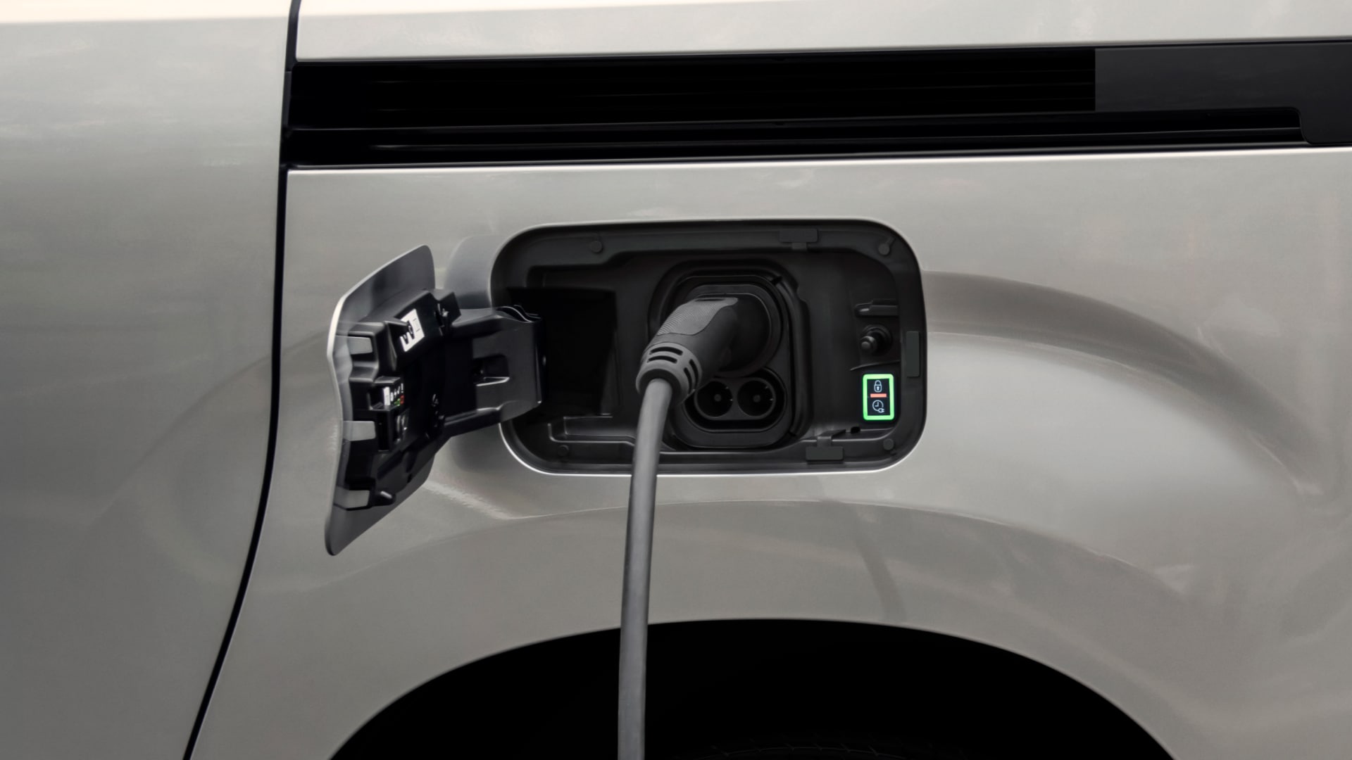Nuevo PEUGEOT Partner Active tapa de carga
