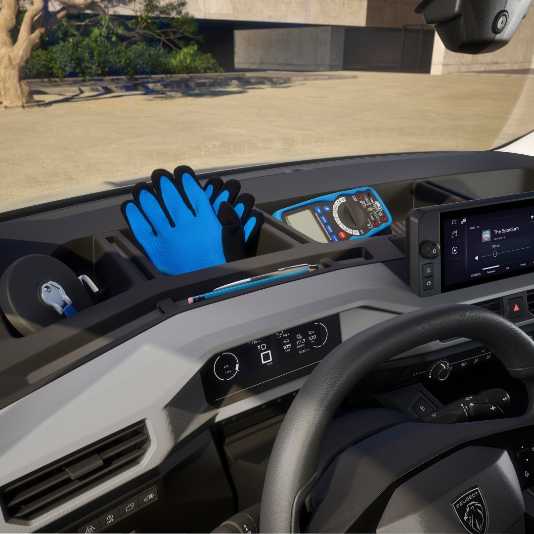 Nuevo PEUGEOT Partner Active salpicadero con almacenamiento integrado